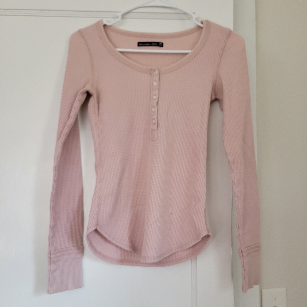 Abercrombie light pink Henley long sleeve